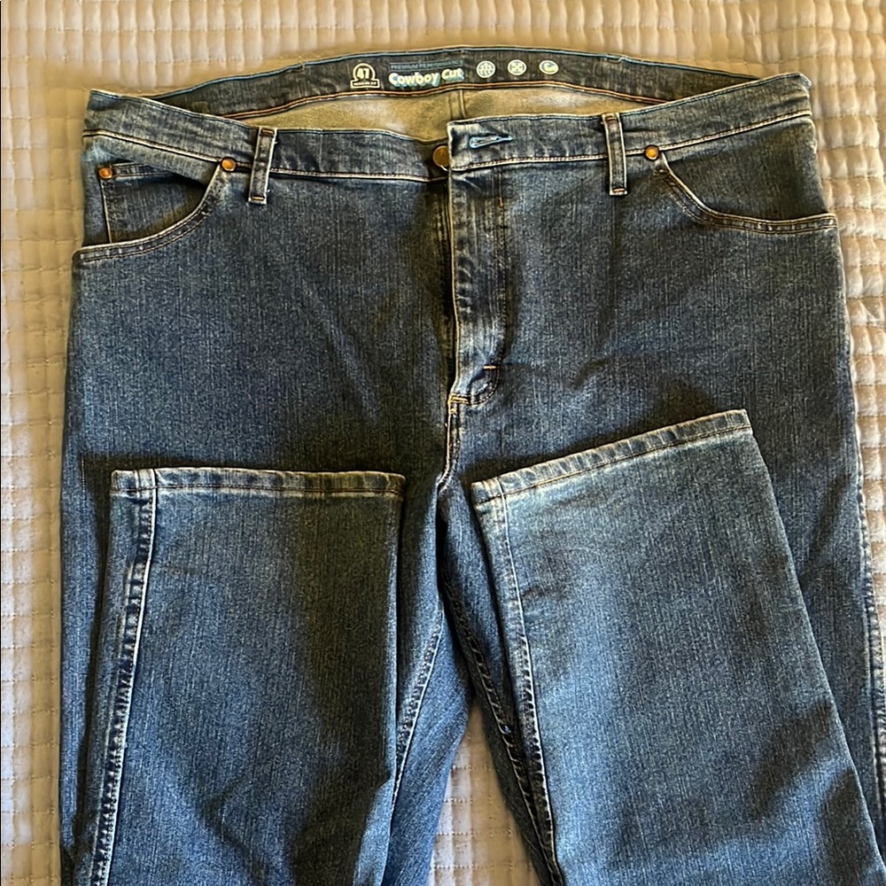 Wrangler Cowboy Cut 42x34 Men's Blue Jeans
